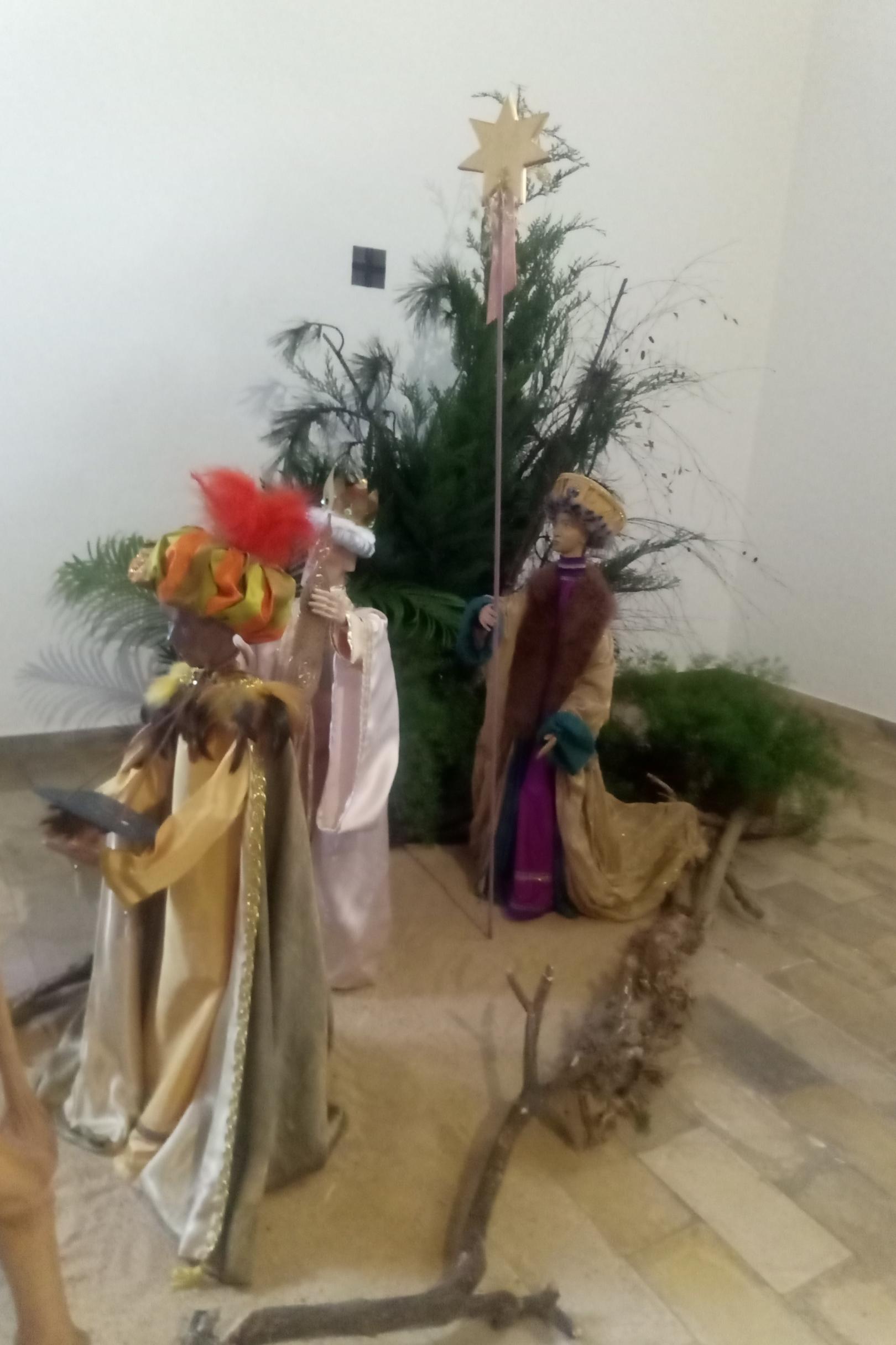 2025_6_Krippe_Könige-kommen_09
