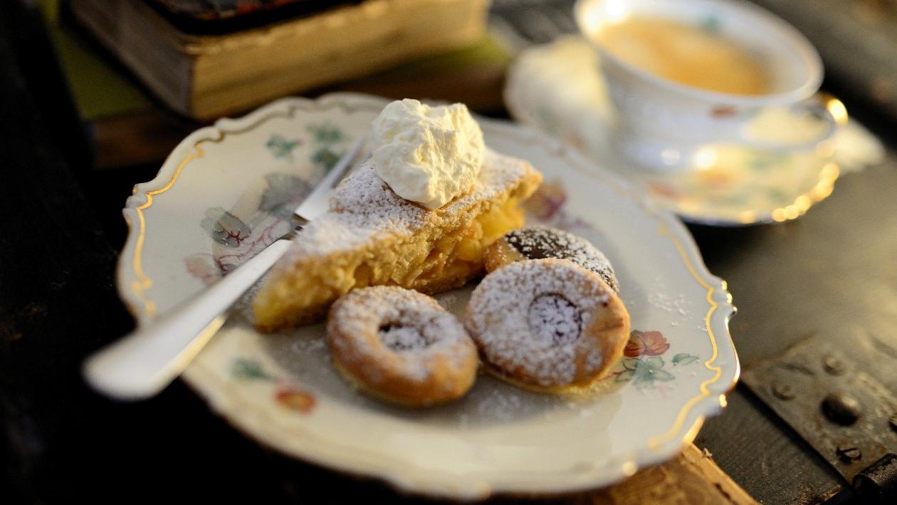 Kaffee & Kuchen
